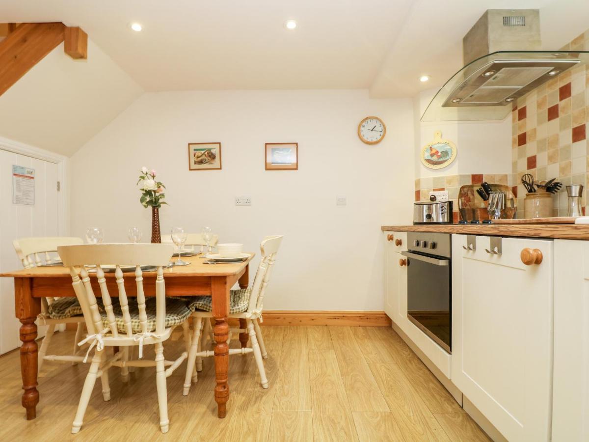 Apple Cottage 크레디톤 외부 사진